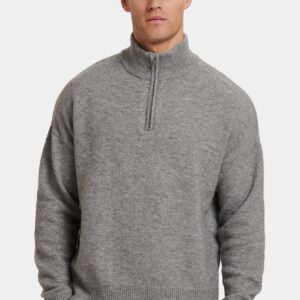 THE SAVONA QUARTER ZIP SWEATER
